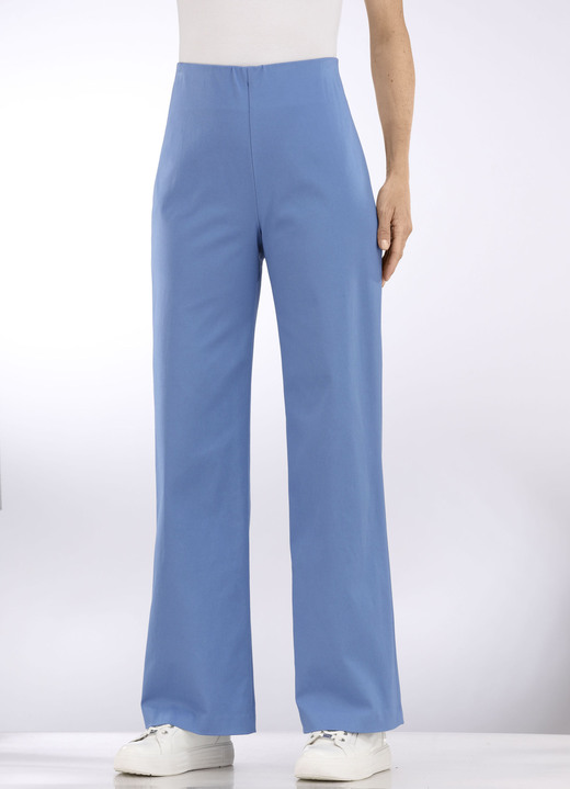 Hosen in Schlupfform - Soft-Stretch-Hose in modischer Weite, in Größe 017 bis 050, in Farbe AZURBLAU Ansicht 3