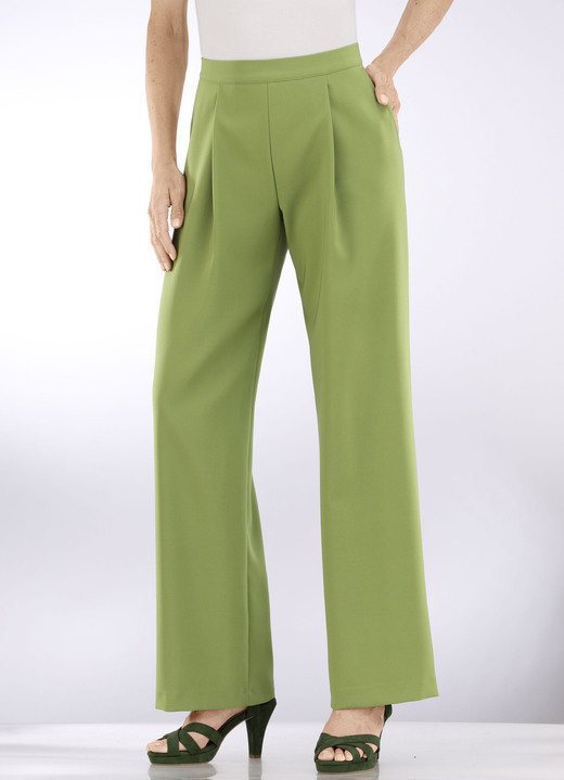Hosen in Schlupfform - Hose mit Bundfalten in modischer Weite, in Größe 018 bis 052, in Farbe HELLGRÜN Ansicht 3