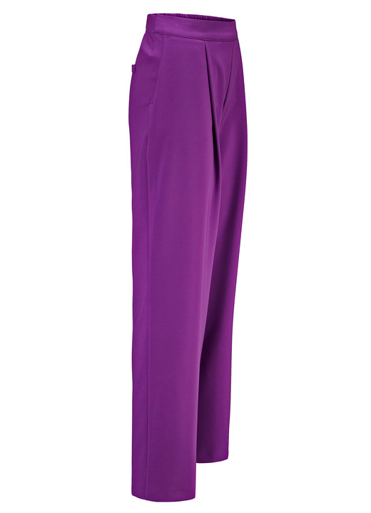 Hosen in Schlupfform - Hose mit Bundfalten in modischer Weite, in Größe 018 bis 052, in Farbe FUCHSIA Ansicht 1