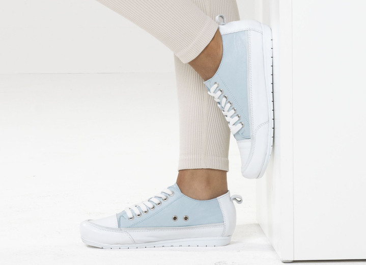 Slipper & Schnürschuhe - Andrea Conti, leichte Damen-Sneaker, Weite G, mit herausnehmbarem Fußbett, in Größe 036 bis 042, in Farbe HELLBLAU Ansicht 5