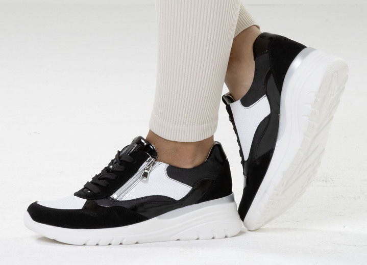 Slipper & Schnürschuhe - Waldläufer, bequeme Damen-Schnürschuhe, Weite H, mit herausnehmbarem Fußbett, in Größe 3 1/2 bis 8, in Farbe SCHWARZ-WEISS Ansicht 5