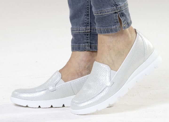 Slipper & Schnürschuhe - Waldläufer, bequeme Damen-Slipper, Weite H, mit herausnehmbarem Fußbett, in Größe 3 1/2 bis 8, in Farbe SILBER Ansicht 4