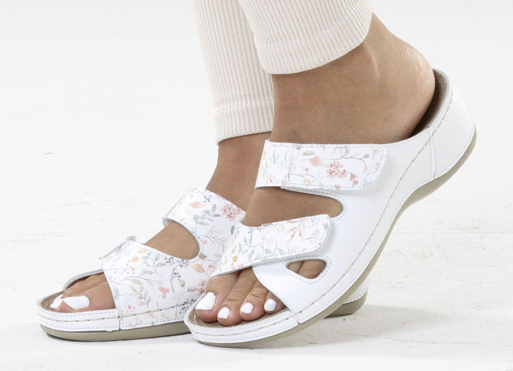 Sandaletten & Pantoletten - ELENA EDEN, klassische Damen-Pantoletten, Weite G, mit Klettverschluss, in Größe 036 bis 042, in Farbe WEISS Ansicht 5