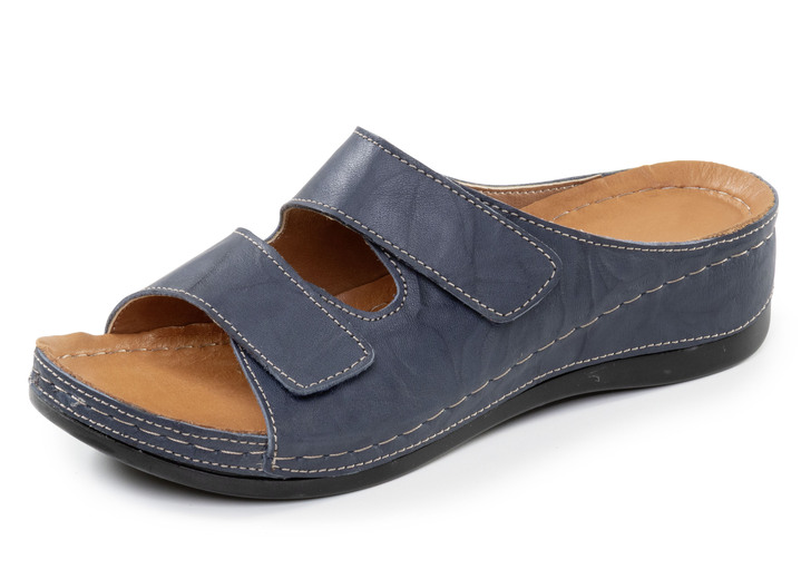 Damenmode - Bequeme Damen-Pantoletten, Weite G, mit Klettverschluss, in Größe 036 bis 042, in Farbe WEISS Ansicht 10