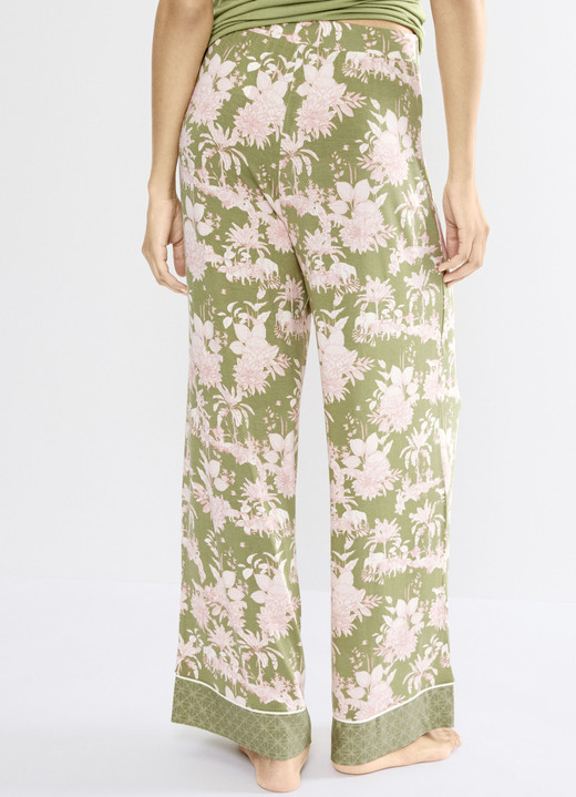 Freizeithosen - Triumph-Aura Spotlight Hose mit hübschem Druckdessin, in Größe 036 bis 046, in Farbe PISTAZIE-ROSA-ECRU Ansicht 5