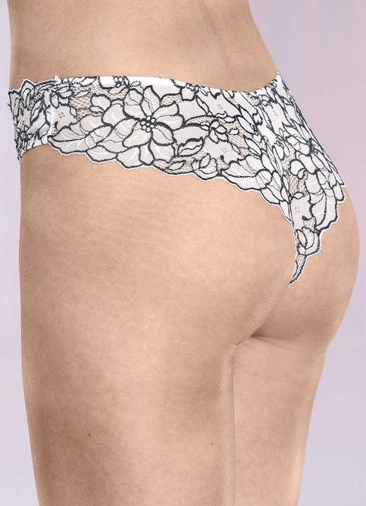 Slips - Dreierpack Slips aus Elastikspitze, in Größe 036 bis 048, in Farbe ECRU-SCHWARZ Ansicht 1