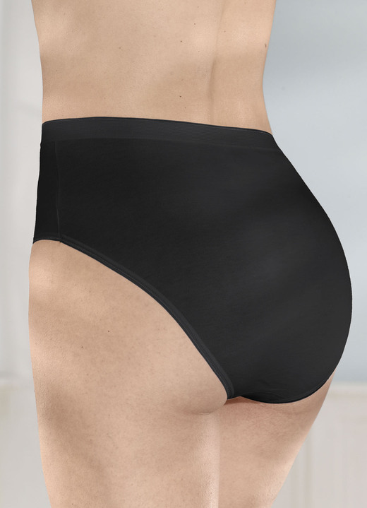 Slips - brio lingerie Fünferpack Slips mit glänzenden Abschlüssen, in Größe 038 bis 050, in Farbe WEISS Ansicht 4