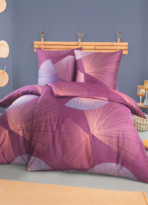 Bettwäschegarnituren - Bettwäsche-Garnitur mit Reißverschluss, in Größe 111 (40/80 cm + 135/200 cm) bis 115 (80/80 cm + 155/220 cm), in Farbe AUBERGINE Ansicht 2