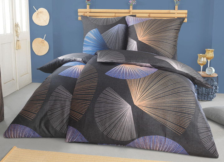 Bettwäschegarnituren - Bettwäsche-Garnitur mit Reißverschluss, in Größe 111 (40/80 cm + 135/200 cm) bis 115 (80/80 cm + 155/220 cm), in Farbe AUBERGINE Ansicht 4