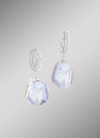 Ohrringe mit Keshi-Perlen und synth. Zirkonia