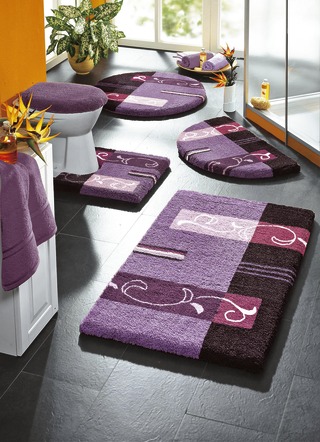 Badgarnituren - Supersoft Badgarnitur mit rutschhemmender Latexierung – Farbe FLIEDER Badgarnituren - Supersoft Badgarnitur mit rutschhemmender Latexierung, in Größe 100 (Vorleger halbrund, 50/ 80 cm) bis 112 (Deckelbezug mit Kordel, 47/ 50 cm), in Farbe BLAU