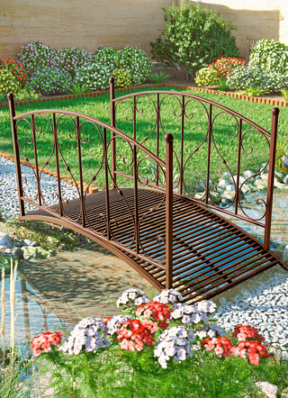 Gartenbrücke aus Metall