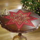 Tischdecken - Wunderhübsch bestickte Tischdekoration – Farbe ROT – Ansicht 3 Tischdecken - Wunderhübsch bestickte Tischdekoration, in Größe 130 (Stern, 2er-Set, ø 30 cm) bis 190 (Tischdecke, 85x85 cm), in Farbe ROT – Farbe ROT – Ansicht 3