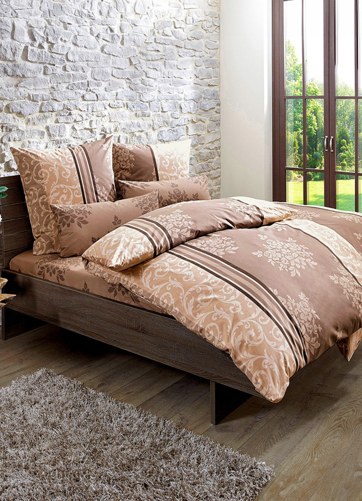 Bettwäschegarnituren - Renforcé Bettwäsche aus 100% Baumwolle Ansicht 7 Bettwäschegarnituren - Renforcé Bettwäsche aus 100% Baumwolle, in Größe 111 (40/80 cm + 135/200 cm) bis 412 (4-teiliges Set), in Farbe GRÜN Ansicht 7