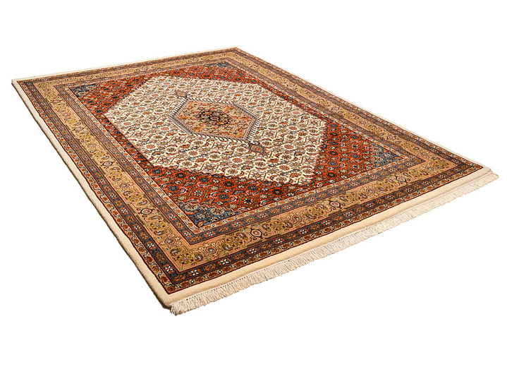 Klassisch - Handgeknüpfte Brücken, Teppiche und Galerien aus 100% Schurwolle Ansicht 7 Klassisch - Handgeknüpfte Brücken, Teppiche und Galerien aus 100% Schurwolle, in Größe 101 (Brücke, 40x 60 cm) bis 313 (Teppich rund, ø 250 cm), in Farbe BEIGE, in Ausführung Qualität Spezial Ansicht 7