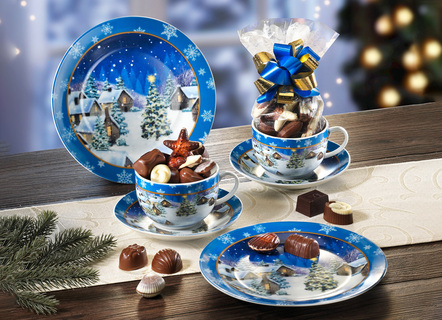 Festliches Weihnachtsgedeck-Set aus Porzellan