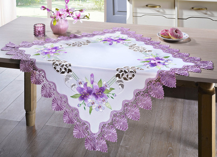 Filigran verarbeitete Wohn-Accessoires