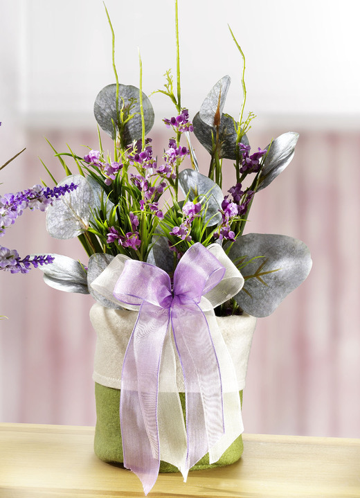 Wohnaccessoires & Dekoration - Frühlingsgesteck mit Blumen und Gräser im Filzbeutel, in Farbe GRÜN, in Ausführung Gesteck mit lila Blüten Ansicht 1