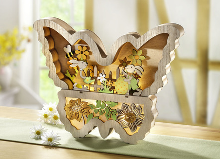 Beleuchteter Schmetterling aus Holz