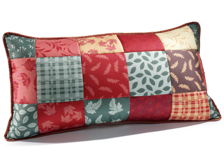 Tagesdecken - Tagesdecke und Kissenbezüge in Patchwork-Optik Ansicht 6 Tagesdecken - Tagesdecke und Kissenbezüge in Patchwork-Optik, in Größe 873 (für Einzelbett, 140x210 cm) bis 926 (Kissenbezug, 80x 80 cm), in Farbe ROT-GRÜN Ansicht 6