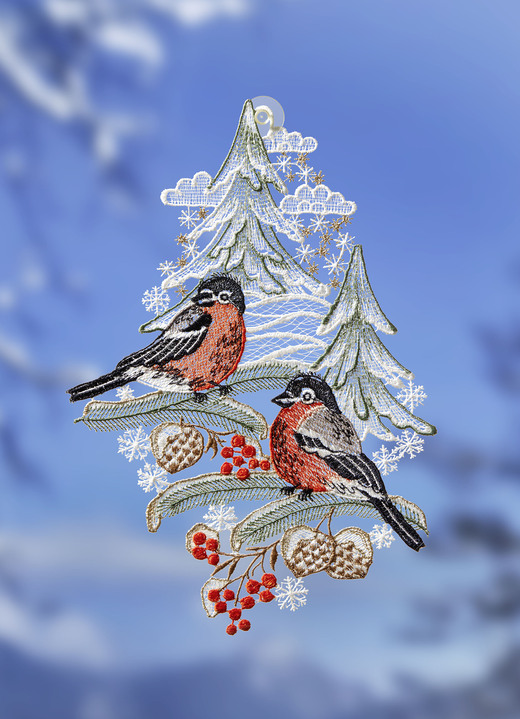 Plauener Spitze - Fensterbild Gimpelpaar aus Plauener Spitze, in Farbe BUNT