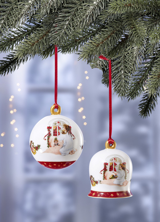 - Porzellan Jahresbaumschmuck 2022 von Villeroy & Boch, in Farbe WEISS-ROT, in Ausführung Jahreskugel 2022 Ansicht 2