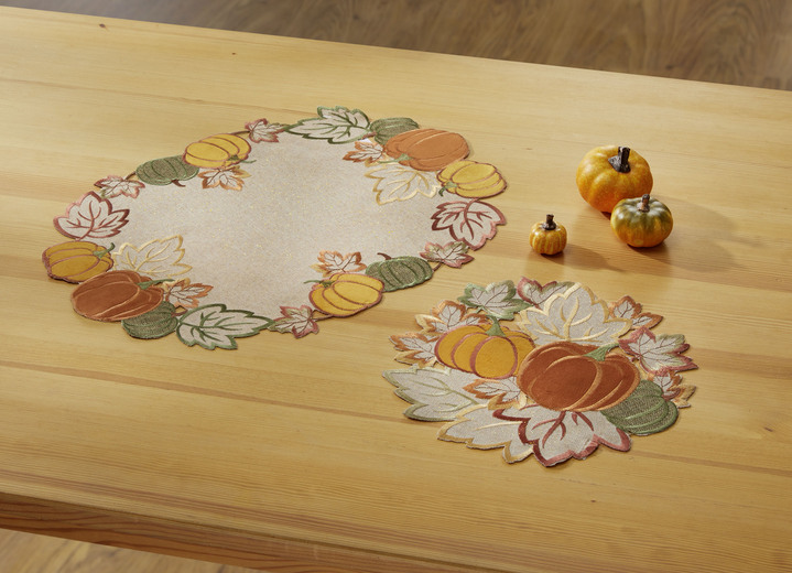 Tischdecken - Tisch- und Raumdekoration mit Glanzgarn Ansicht 1 Tischdecken - Tisch- und Raumdekoration mit Glanzgarn, in Größe 101 (Läufer oval, 35x 70 cm) bis 404 (Kissenbezug, 40x 40 cm), in Farbe ECRU Ansicht 1