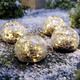 Winterlicher Garten - Solar-LED-Kugeln, 4er-Set, in Farbe GOLD