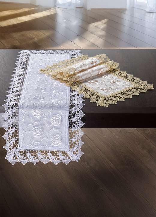 Tischdecken - Tisch- und Raumdekoration mit Macramé-Spitzenbordüre, in Größe 101 (Läufer, 40x 90 cm) bis 404 (Kissenbezug, 40x 40 cm), in Farbe WEISS Ansicht 1