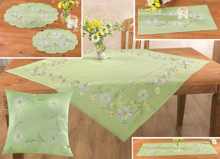 - Bestickte Tischdecke oder Kissenbezug, in Größe 101 (Deckchen, 35x 50 cm) bis 404 (Kissenbezug, 40x 40 cm), in Farbe GRÜN-BUNT Ansicht 2