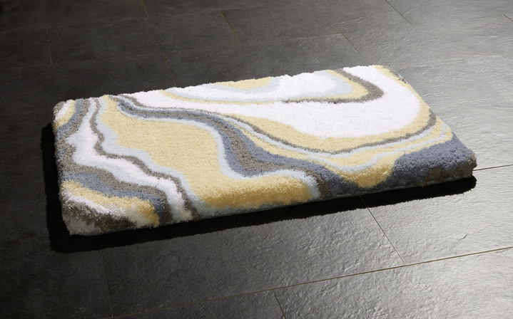 Badgarnituren - Badgarnitur in harmonischen Farbtönen, in Größe 100 (Vorleger halbrund, 50x 80 cm) bis 112 (WC-Deckelbezug, 47x 50 cm), in Farbe BEIGE Ansicht 4