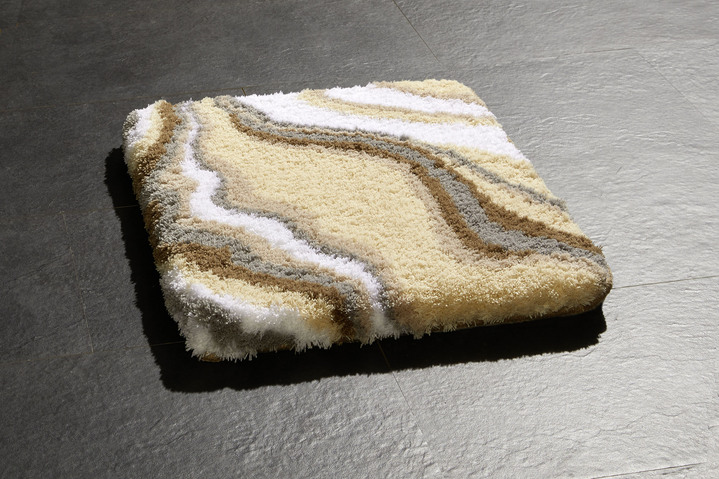 Badgarnituren - Badgarnitur in harmonischen Farbtönen, in Größe 100 (Vorleger halbrund, 50x 80 cm) bis 112 (WC-Deckelbezug, 47x 50 cm), in Farbe GRÜN Ansicht 3