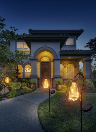 Gartenbeleuchtung - Solarleuchte in Rostoptik, in Farbe SCHWARZ – Farbe SCHWARZ – Ansicht 