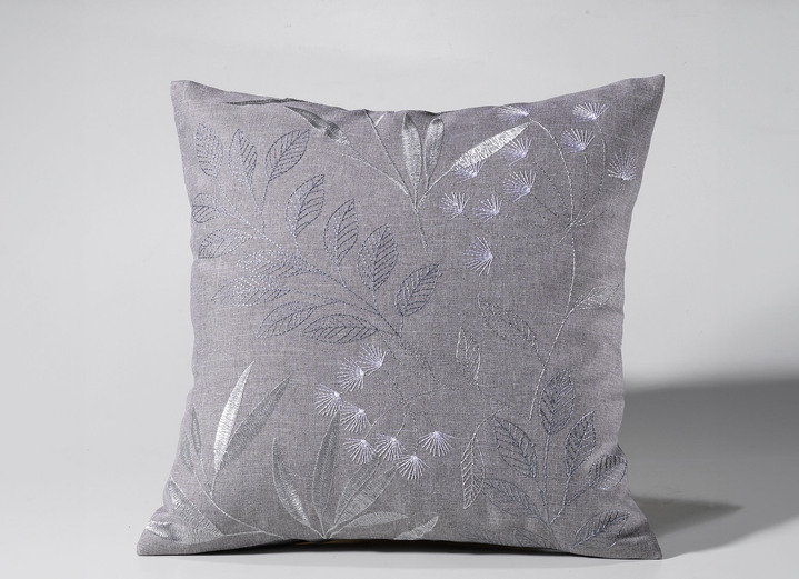 Tischdecken - Bestickte Tisch- und Raumdekoration mit Gräser- und Blätter-Dessin, in Größe 130 (2 Deckchen, 35x 50 cm) bis 404 (Kissenbezug, 40x 40 cm), in Farbe BEIGE Ansicht 6