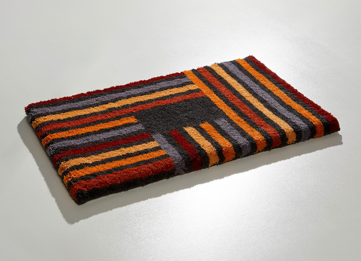 Badgarnituren - Badvorleger mit rutschhemmender Rückseite von Grund, in Größe 100 (Vorleger halbrund, 50/ 80 cm) bis 112 (WC-Deckelbezug, 47/ 50 cm), in Farbe BUNT Ansicht 4