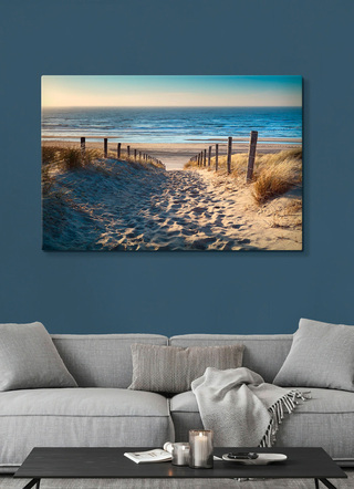 Leinwandbild Weg zum Nordseestrand in goldenem Sonnenuntergang