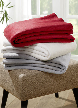 Wohndecke mit Festonstich-Einfassung