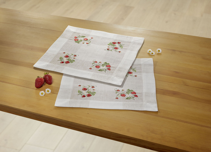 Tischdecken - Tisch- und Raumdekoration mit Erdbeer-Dessin, in Größe 102 (Läufer, 40x 90 cm) bis 404 (Kissenbezug, 40x 40 cm), in Farbe SEKT-BUNT Ansicht 4
