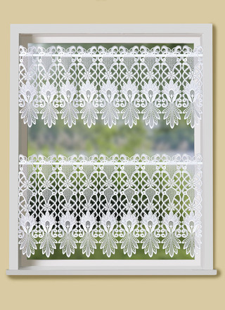 Kurzstore mit aufwendigem Macramé-Abschluss