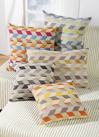 Kissenbezug mit dreidimensionalem Würfel-Dessin