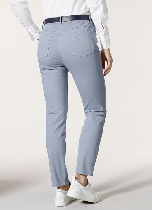 Hosen mit Knopf- und Reißverschluss - Hose in 5-Pocket-Form, in Größe 019 bis 052, in Farbe ALTROSA Ansicht 15