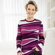 Langarm - Pullover in edlem Mustermix – Farbe BEERE-FUCHSIA-MULTICOLOR – Ansicht 1 Langarm - Pullover in edlem Mustermix, in Größe 038 bis 052, in Farbe SCHWARZ-TAUPE-MULTICOLOR – Farbe BEERE-FUCHSIA-MULTICOLOR – Ansicht 1