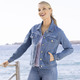 Jeans - Jeansjacke mit extravaganter Strasszier – Farbe HELLBLAU – Ansicht 1 Jeans - Jeansjacke mit extravaganter Strasszier, in Größe 036 bis 052, in Farbe HELLBLAU – Farbe HELLBLAU – Ansicht 1