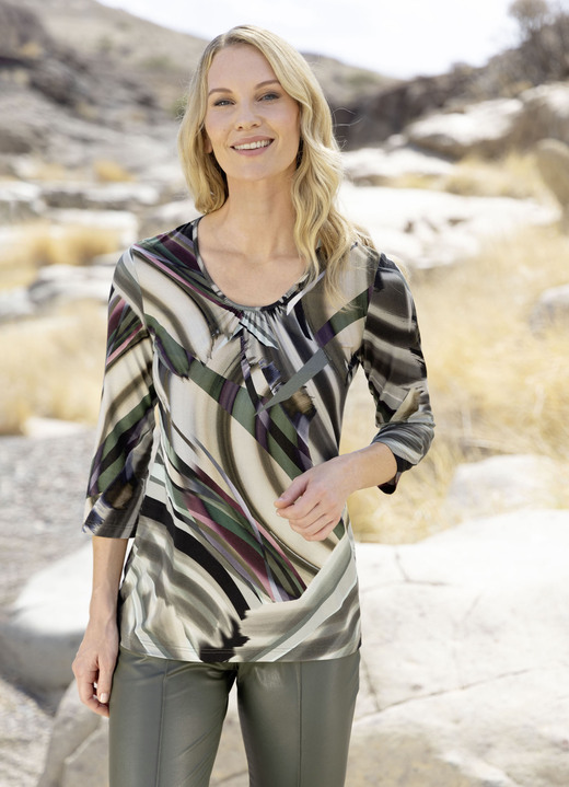 34-Arm - Shirt mit farbbrillantem Allover-Druck Ansicht 2 34-Arm - Shirt mit farbbrillantem Allover-Druck, in Größe 038 bis 052, in Farbe OLIV-GRAU-SAND Ansicht 2
