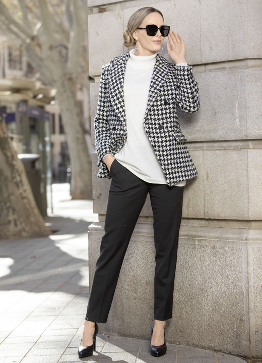 Blazer - Blazer mit Hahnentritt-Dessin, in Größe 036 bis 052, in Farbe SCHWARZ-CREME Ansicht 2