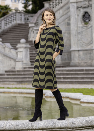 Kleid in Schlupfform