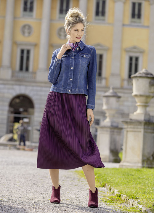 Uni - Rock in bequemer Schlupfform, in Größe 036 bis 048, in Farbe BEERE Ansicht 3