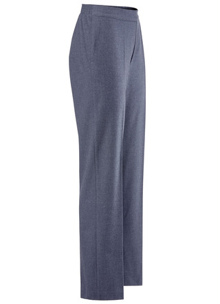 Hose mit rückwärtigem Dehnbundeinsatz