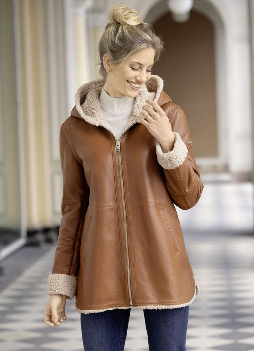 Lederjacken - Lederjacke von „Cabrini“, in Größe 036 bis 050, in Farbe COGNAC-BEIGE Ansicht 2