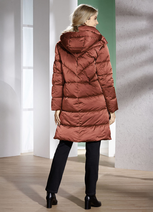 Damenmode - Kurzmantel mit Reißverschlusstaschen Damenmode - Kurzmantel mit Reißverschlusstaschen, in Größe 034 bis 052, in Farbe TERRA